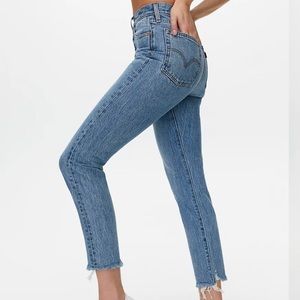 Levi’s Wedgie Fit Jeans High Waisted Size 29